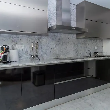 Da Rocha Edificio Foz Palace T2 *